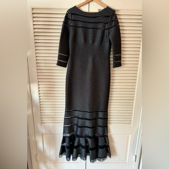 TADASHI SOJI MINT CONDITION CHARCOAL/SILVER ARCHITECTURAL GOWN SZ M ORIG $750 - Picture 1 of 9